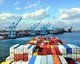 Portcats Logistics professional container shipping process with various dry, Open Top, and Flat Rack container types at the port.